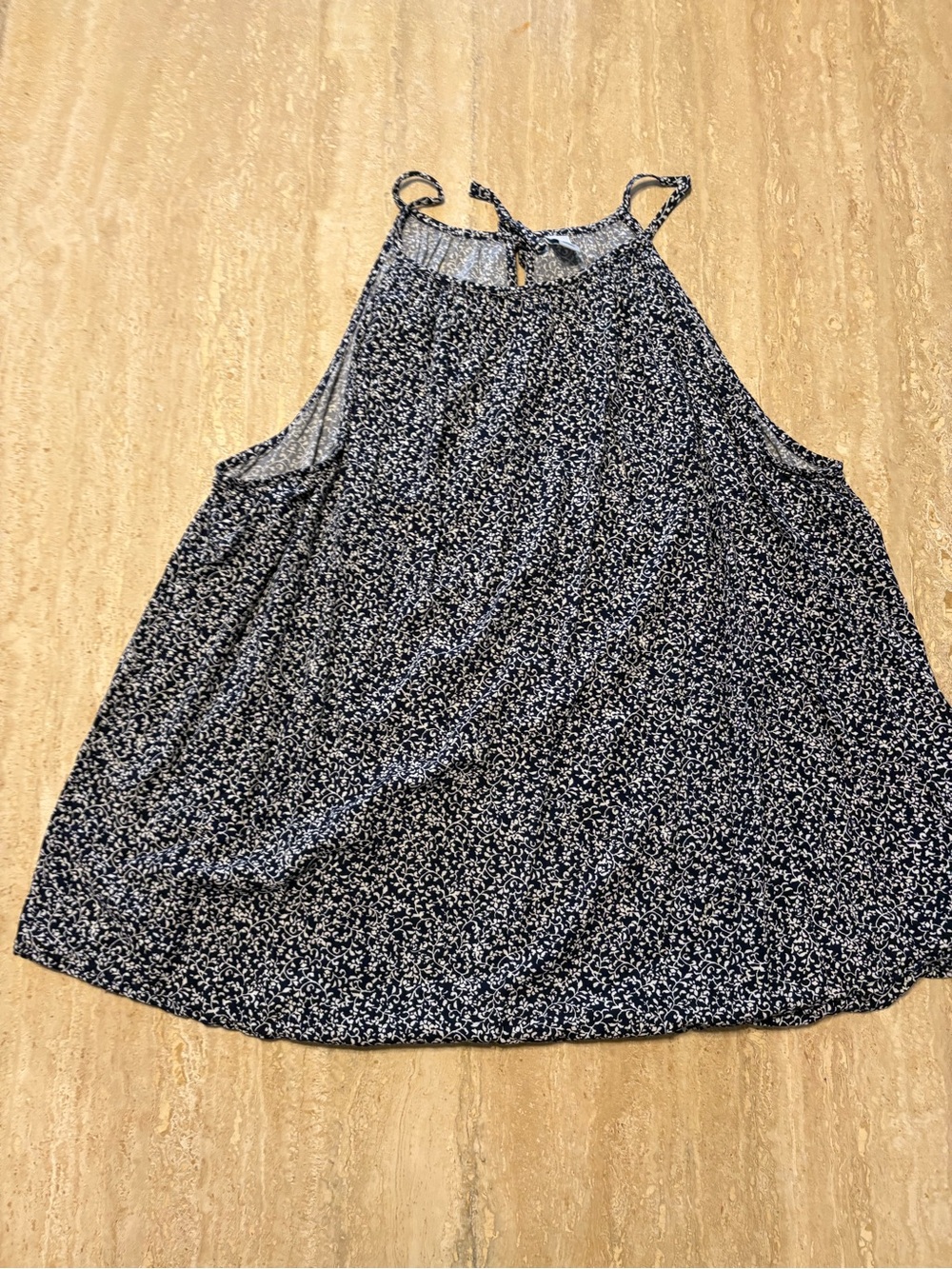 Old Navy Floral High-Neck Halter Cami Top | XXL Tall | Navy Blue & White